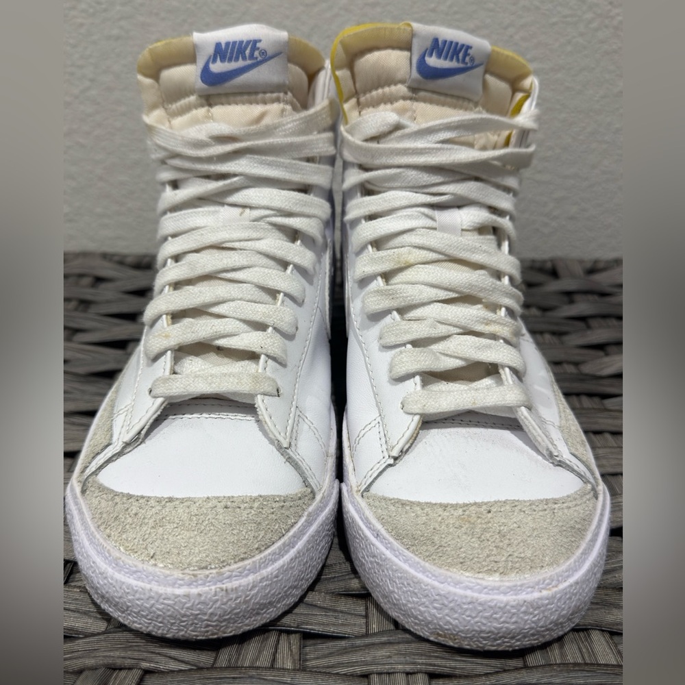 Women’s Nike Blazer Mid 77. Size 7.5